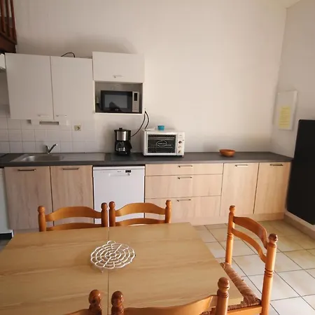 Belle 5 Couchages Terrasse Parking Dans Securisee Piscine Commune 400m De La Lrjp16 וילה